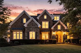 2202 Crimson King Dr, Braselton, GA 30517 - Photo 2