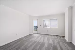 795 Hammond Dr, Atlanta, GA 30328 - Photo 12
