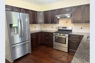 4654 Hampton NE, Marietta, GA 30068 - Photo 6