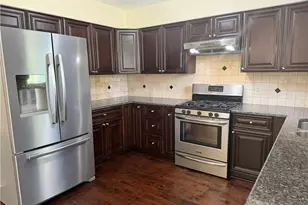 4654 Hampton NE, Marietta, GA 30068 - Photo 6