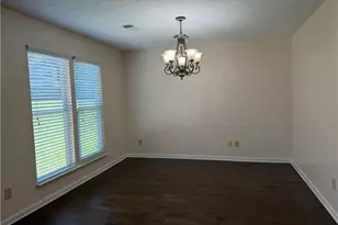 4654 Hampton NE, Marietta, GA 30068 - Photo 4