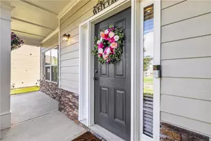 2030 Boxwood Ln, Canton, GA 30114 - Photo 4