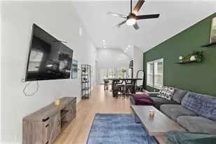 624 Robert St NW, Atlanta, GA 30318 - Photo 6