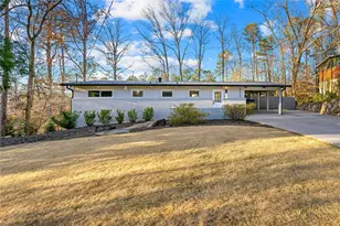 2522 Wawona Dr NE, Brookhaven, GA 30319 - Photo 6