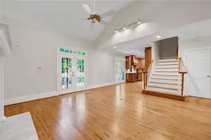 448 Ivy Park Ln NE, Atlanta, GA 30342 - Photo 8