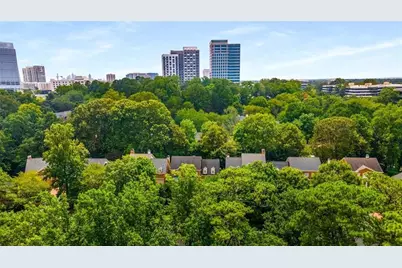448 Ivy Park Ln Lane NE, Atlanta, GA 30342 - Photo 46