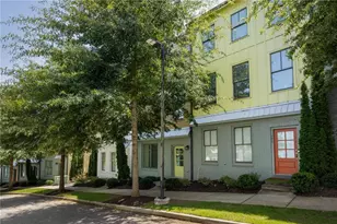 753 SE Hamilton Circle, Atlanta, GA 30312 - Photo 2