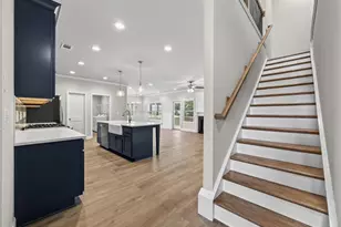 2736 Thomas View Ct, Loganville, GA 30052 - Photo 10