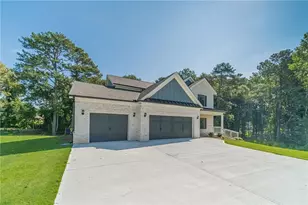 2736 Thomas View Ct, Loganville, GA 30052 - Photo 6
