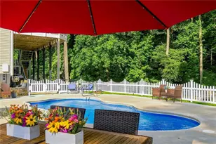 5863 Bay View Dr, Buford, GA 30518 - Photo 76