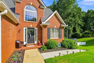 5863 Bay View Dr, Buford, GA 30518 - Photo 4