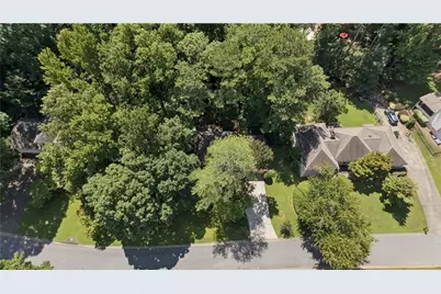 4004 Chelsea Lane, Marietta, GA 30062 - Photo 2