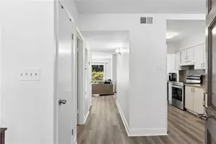 4876 Twin Lakes Trail, Atlanta, GA 30360 - Photo 6