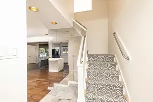 1018 Riverbend Club Dr SE, Atlanta, GA 30339 - Photo 4