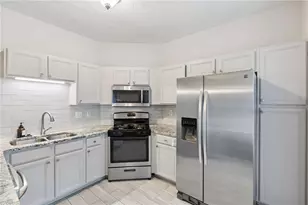2076 Pinnacle Pointe Dr, Norcross, GA 30071 - Photo 4