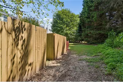 2076 Pinnacle Pointe Drive, Norcross, GA 30071 - Photo 32