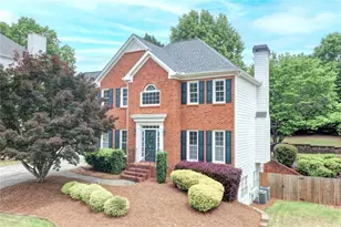 10665 Wren Ridge Rd, Johns Creek, GA 30022 - Photo 2