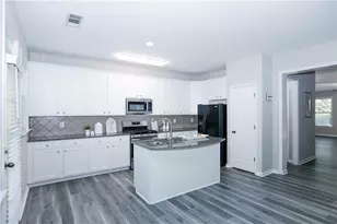 708 Village Field Ct, Suwanee, GA 30024 - Photo 12