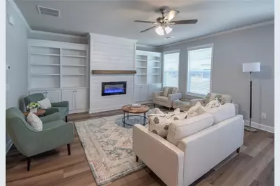 5525 Leyland Drive, Flowery Branch, GA 30542 - Photo 2