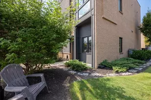 2174 Bristol Cove NE, Atlanta, GA 30341 - Photo 4