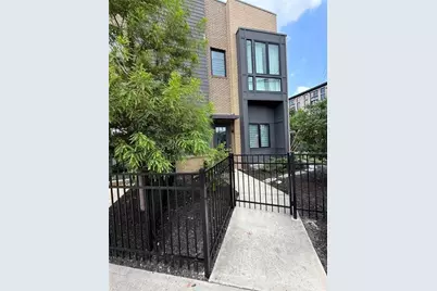 2174 Bristol Cove, Atlanta, GA 30341 - Photo 2