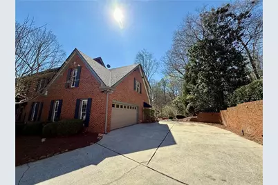 7300 Chattahoochee Bluff Drive, Atlanta, GA 30350 - Photo 22