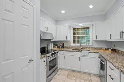 702 Highview Drive SE, Smyrna, GA 30082 - Photo 6