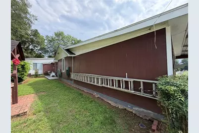 401 Latimore Avenue, Buford, GA 30518 - Photo 2