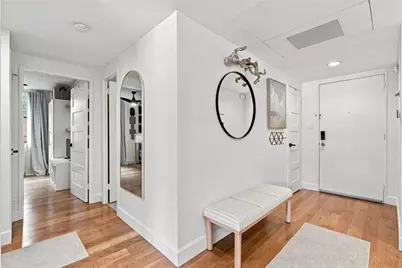 2965 Pharr Court South NW #416, Atlanta, GA 30305 - Photo 2