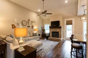 301 Savannah Drive, Mansfield, GA 30055 - Photo 4