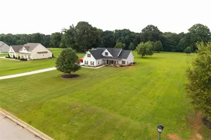 301 Savannah Drive, Mansfield, GA 30055 - Photo 2