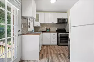 1091 Walker Dr, Decatur, GA 30030 - Photo 14