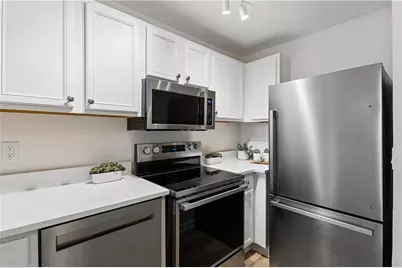 3655 Habersham Road NE #348B, Atlanta, GA 30305 - Photo 4