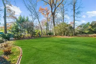 525 Timber Valley Rd, Sandy Springs, GA 30342 - Photo 36