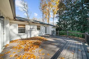 525 Timber Valley Rd, Sandy Springs, GA 30342 - Photo 34