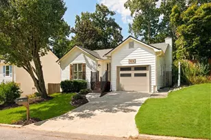 1113 Capital Club Cir NE, Brookhaven, GA 30319 - Photo 2