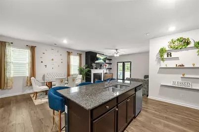 850 Bentley Drive, Fairburn, GA 30213 - Photo 8