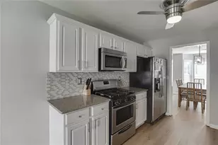 194 Friars Head Dr, Suwanee, GA 30024 - Photo 10