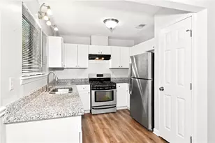 1515 Captain Thomas Ct, Marietta, GA 30066 - Photo 2