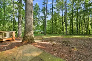 1515 Captain Thomas Ct, Marietta, GA 30066 - Photo 14