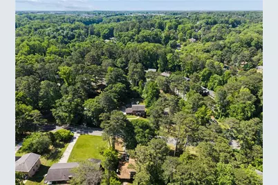 3265 Henderson Creek Road, Atlanta, GA 30341 - Photo 24
