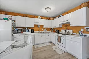 1835 Barrington Overlook, Marietta, GA 30066 - Photo 6