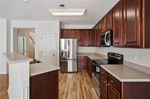 1707 Oak Brook Ln NW, Kennesaw, GA 30152 - Photo 4