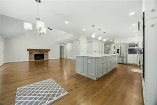 2990 Ascot Ln, Roswell, GA 30076 - Photo 14