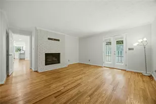 2990 Ascot Ln, Roswell, GA 30076 - Photo 10