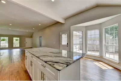 10525 Willow Meadow Circle, Johns Creek, GA 30022 - Photo 12