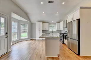 10525 Willow Meadow Cir, Johns Creek, GA 30022 - Photo 10