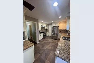 382 Charleston Lane, Lawrenceville, GA 30046 - Photo 6