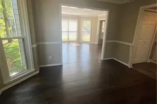 382 Charleston Ln, Lawrenceville, GA 30046 - Photo 14