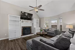 304 Ridge Hill Cir, Canton, GA 30115 - Photo 2